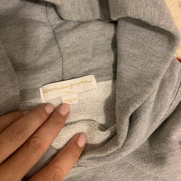 Spiritual Gangster "We Are One" Hoodie *size small* - Picture 4 of 4